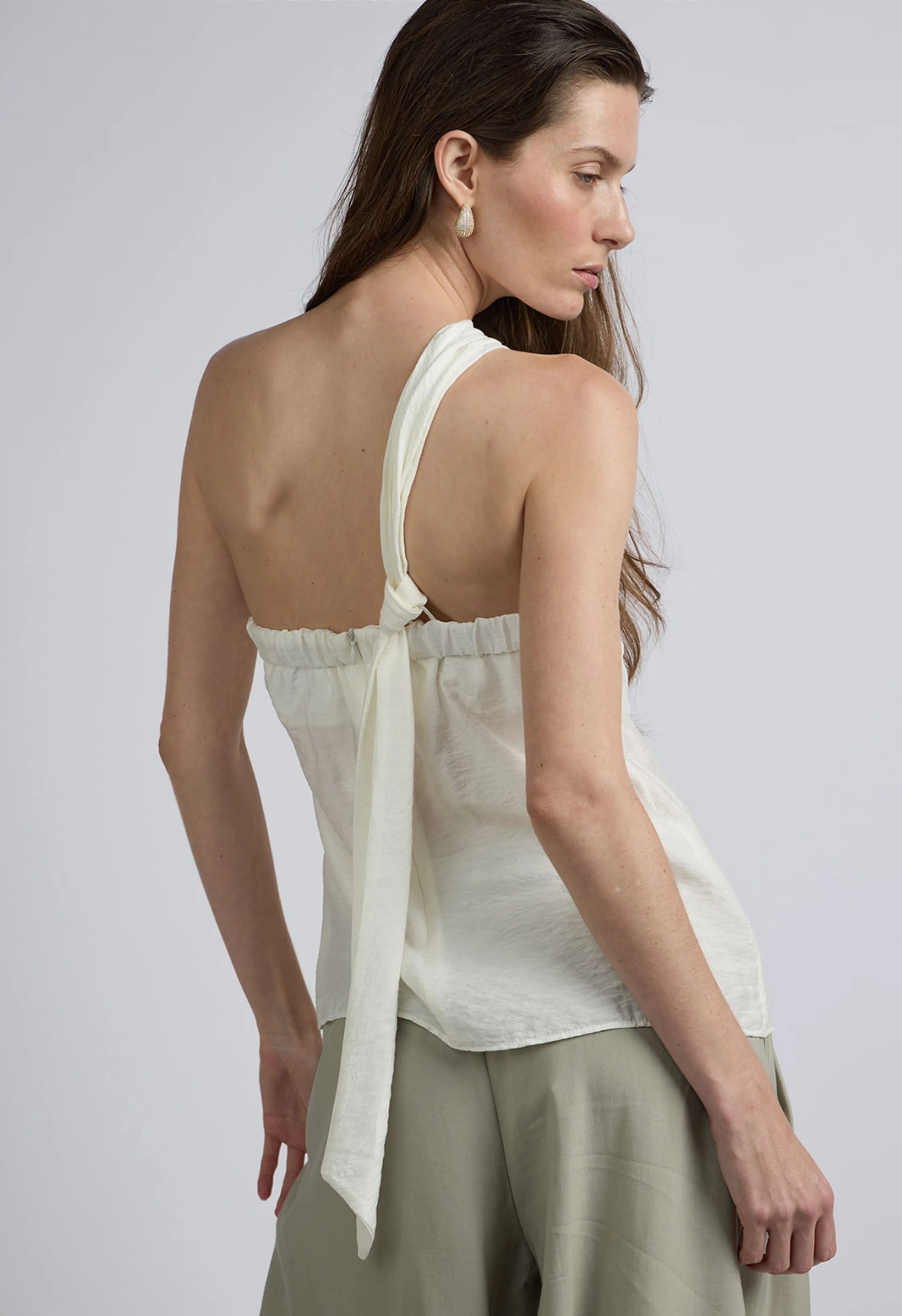 Alina One Shoulder Draped Top in Vanilla