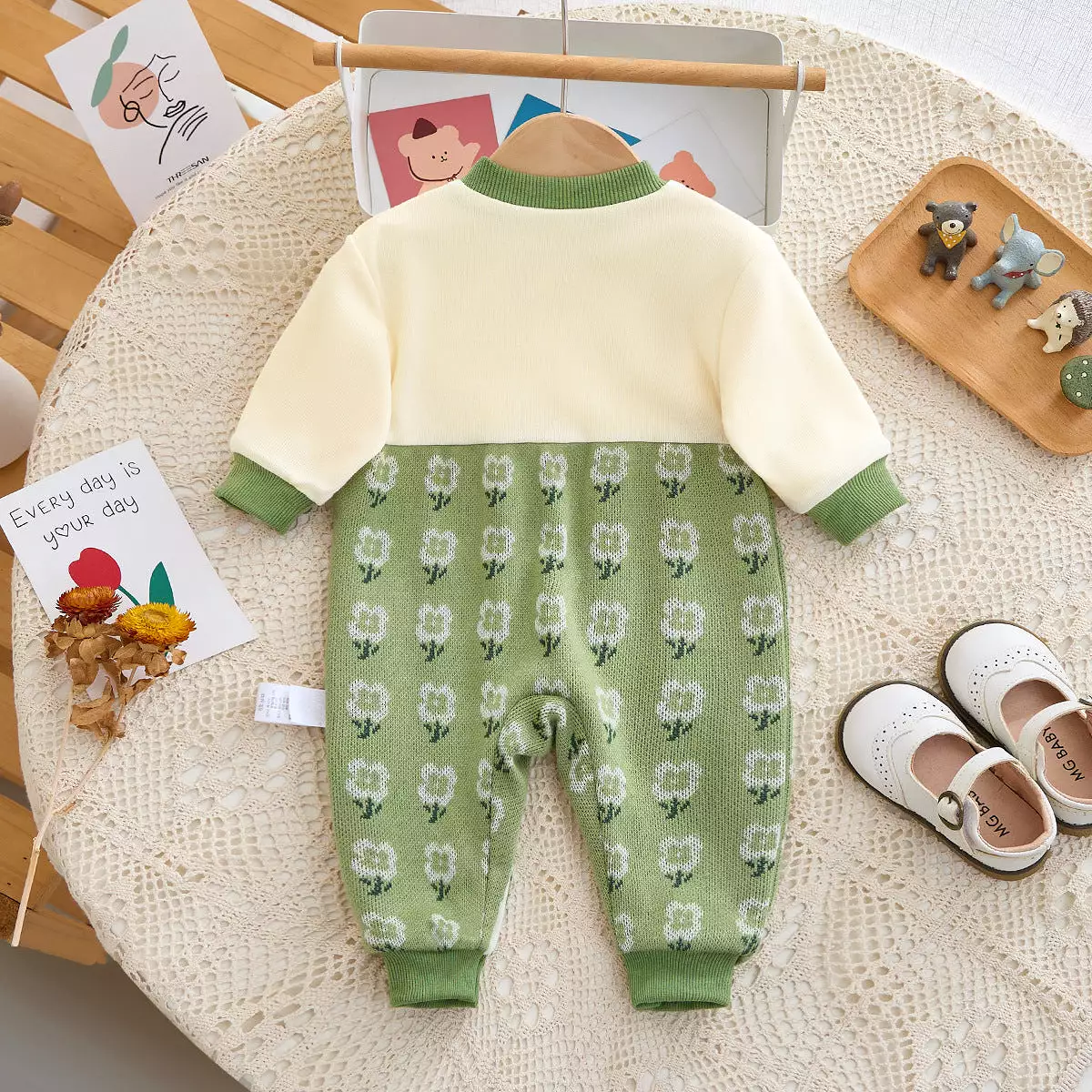 Baby Girls Color-blocking Flower Jumpsuits Wholesale 23101982