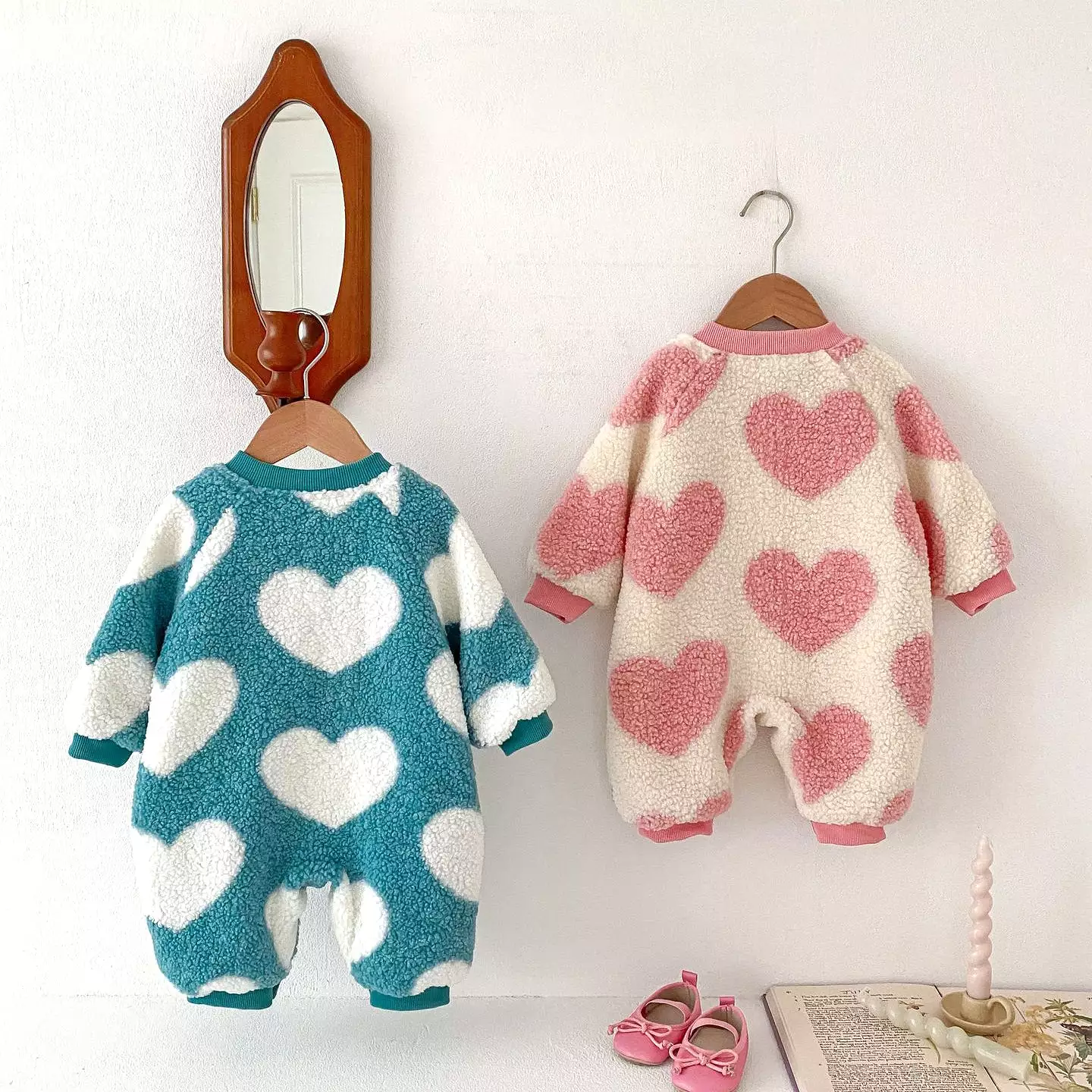 Baby Kid Girls Color-blocking Love heart Jumpsuits Wholesale 231019127