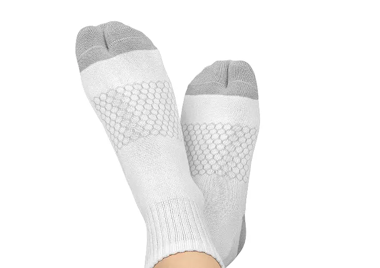 Bunion Relief, Padded Ankle Socks - White