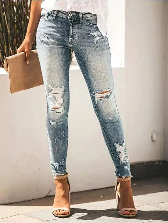 Elevate Your Style with Light Blue Ankle-Length Skinny Jeans - S M