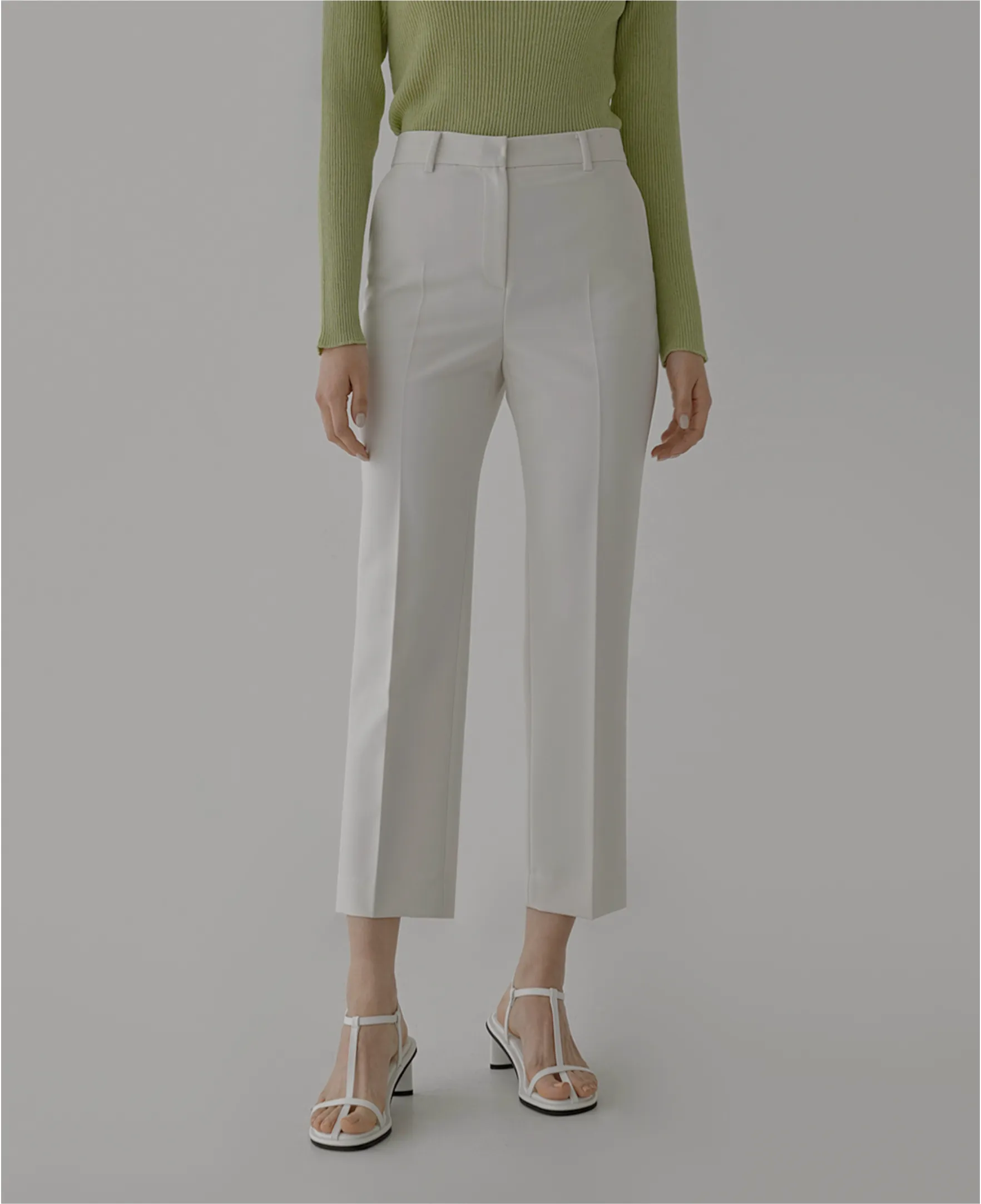 Pale Ankle Slack Pants