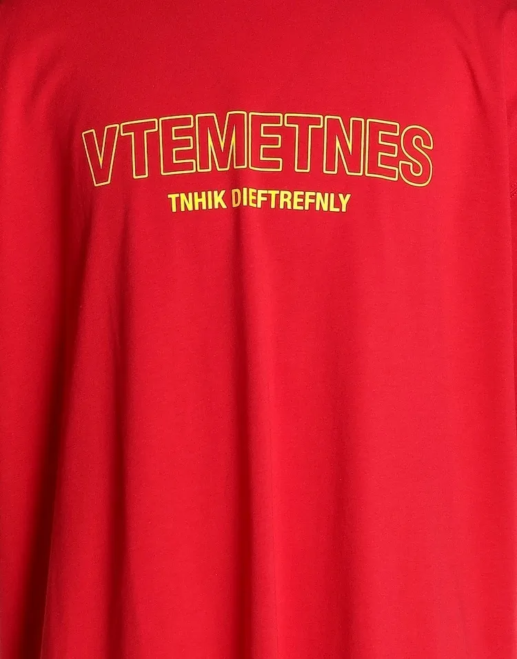 VETEMENTS  |Street Style Short Sleeves Logo T-Shirts